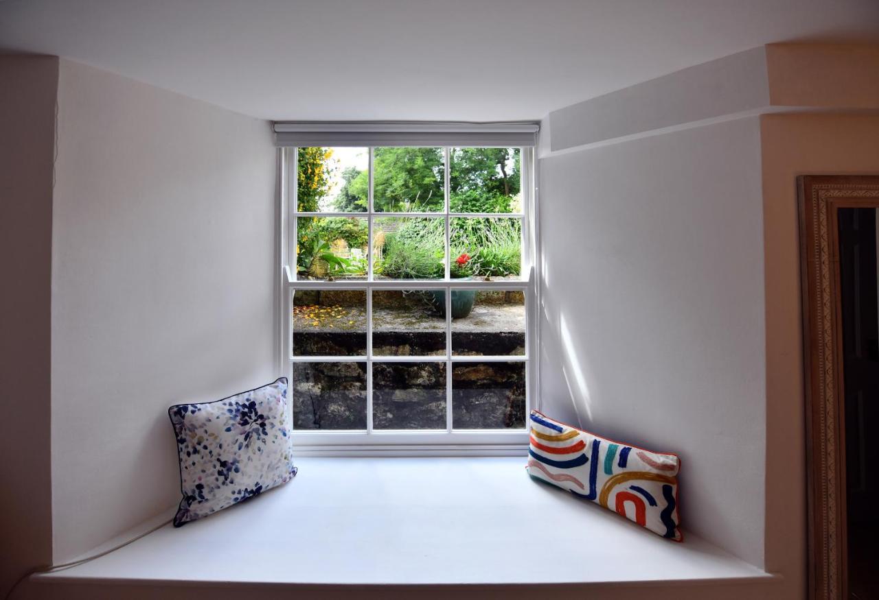The Little Courtyard Apartment Пензанс Екстериор снимка